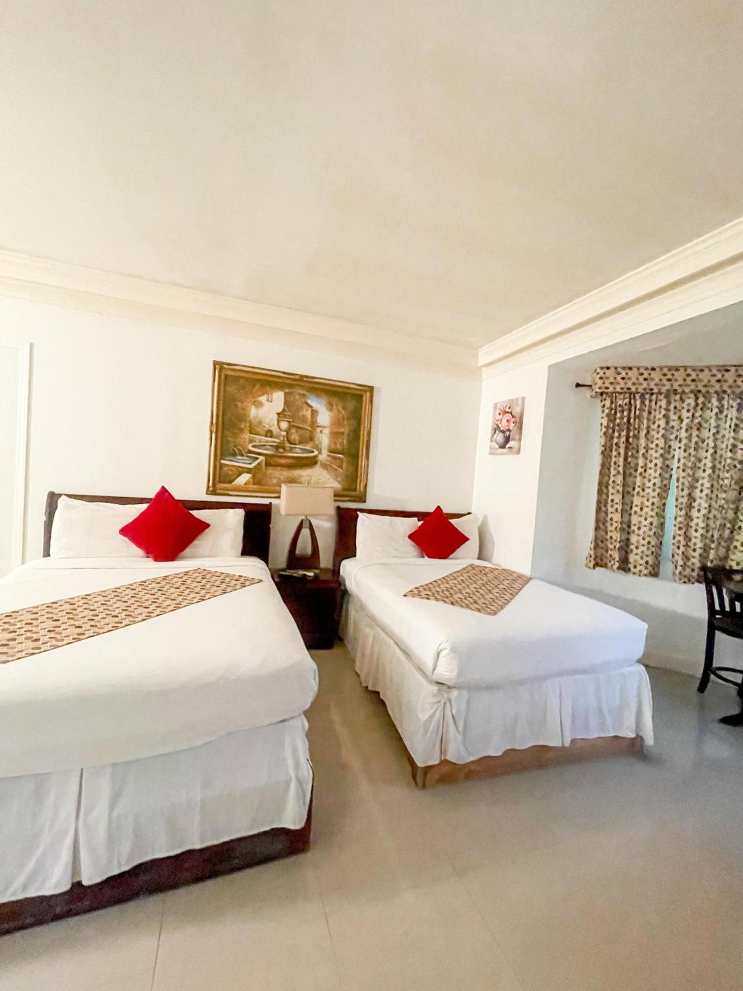 Golden Palms House Bed and Breakfast Νασάου Εξωτερικό φωτογραφία