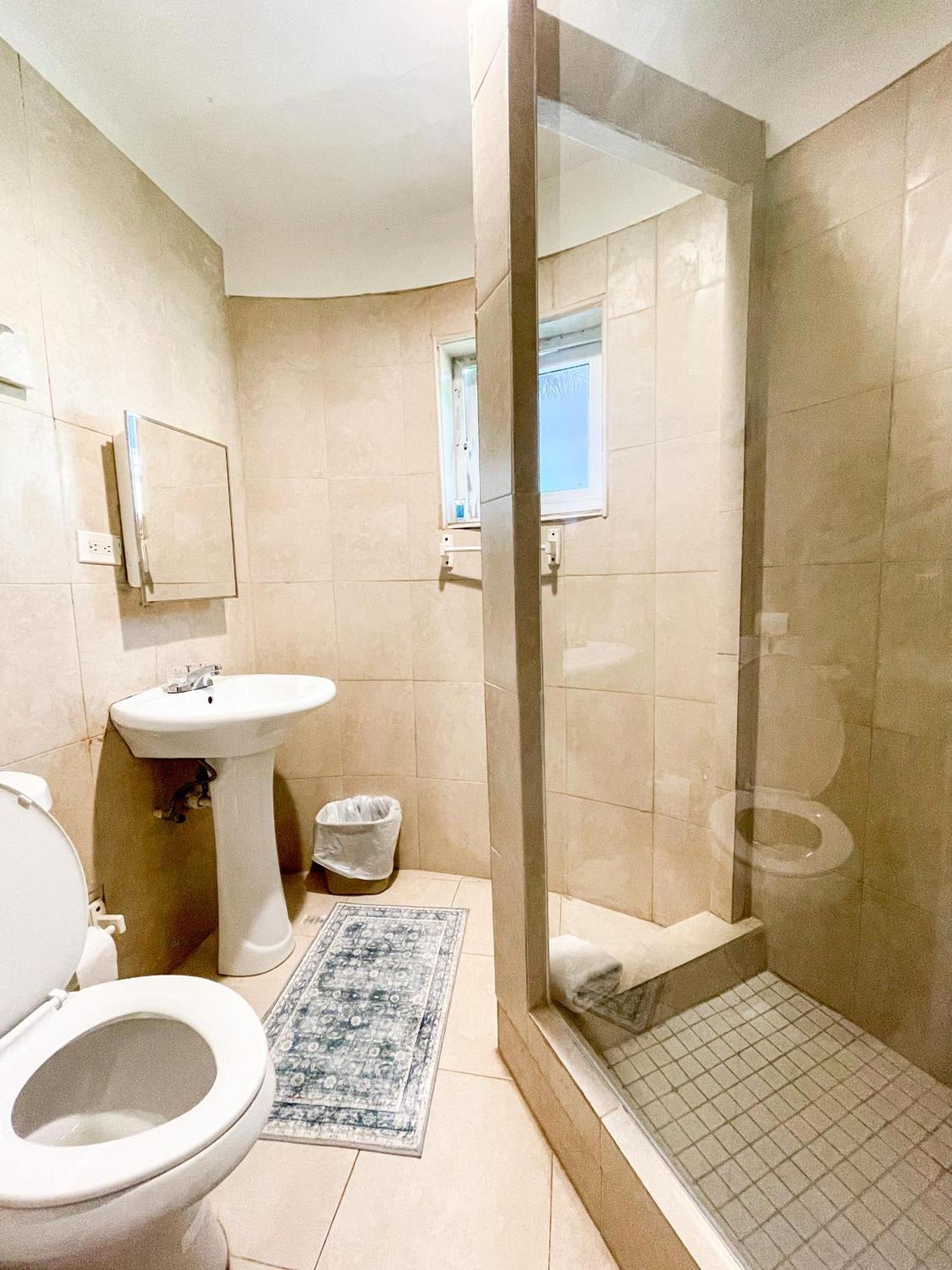 Golden Palms House Bed and Breakfast Νασάου Εξωτερικό φωτογραφία