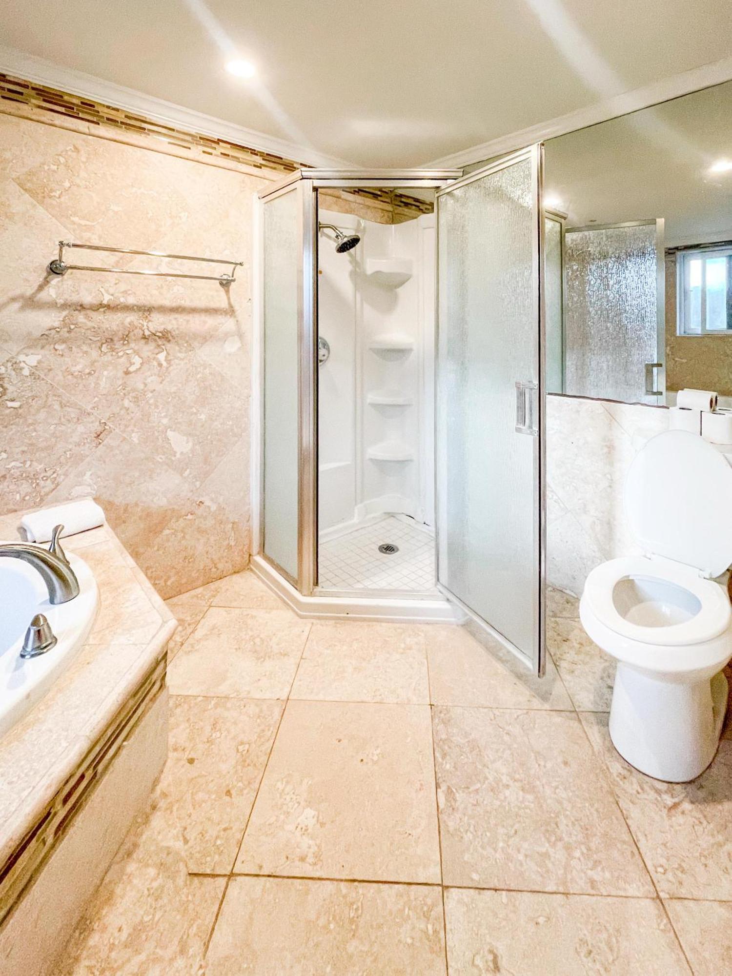 Golden Palms House Bed and Breakfast Νασάου Εξωτερικό φωτογραφία
