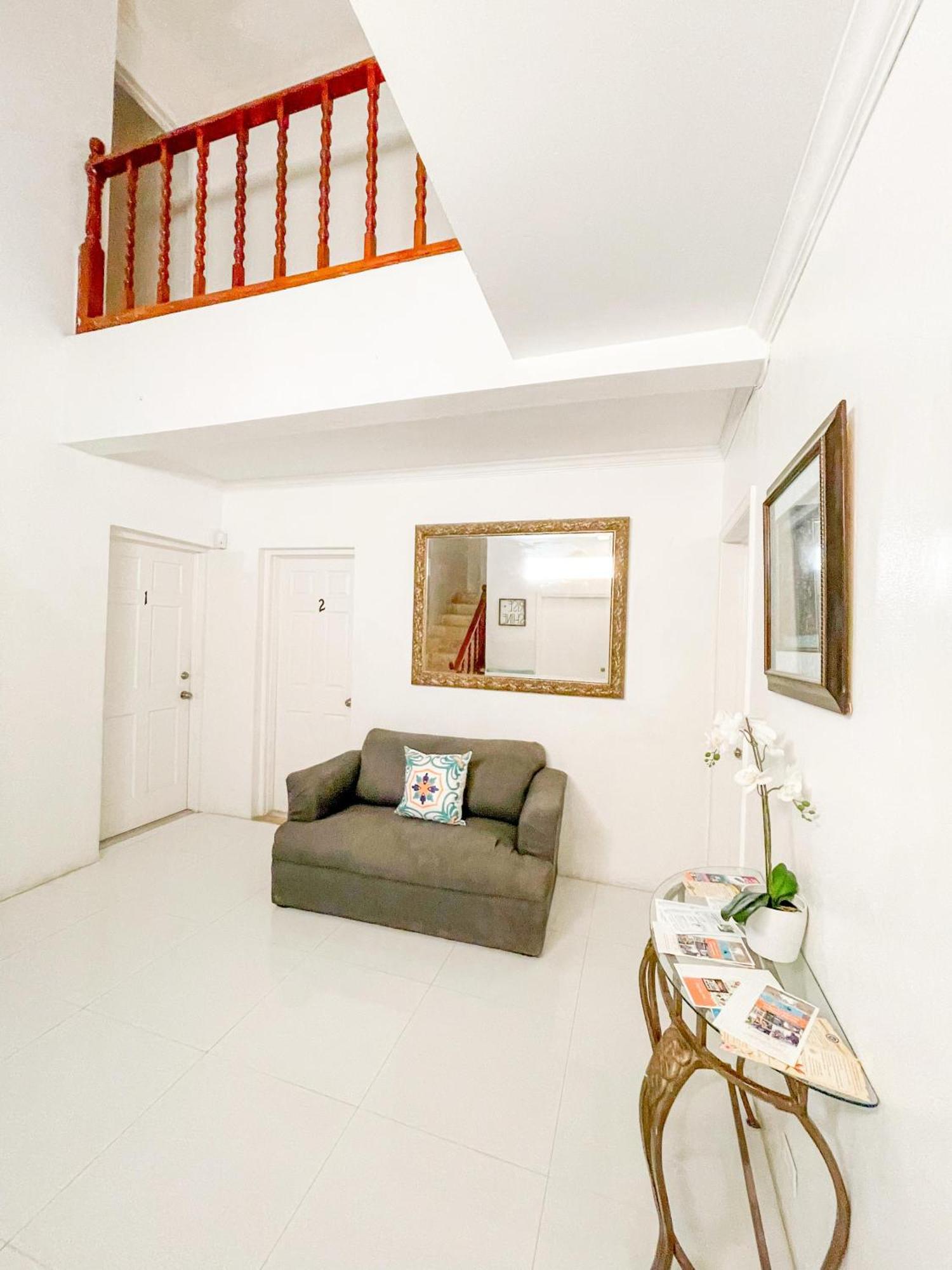 Golden Palms House Bed and Breakfast Νασάου Εξωτερικό φωτογραφία